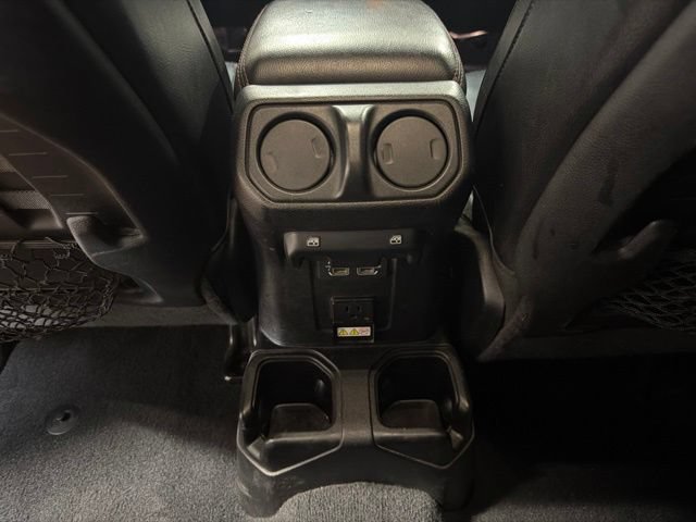 Used 2020 Jeep Gladiator Rubicon AWD/4WD image 17