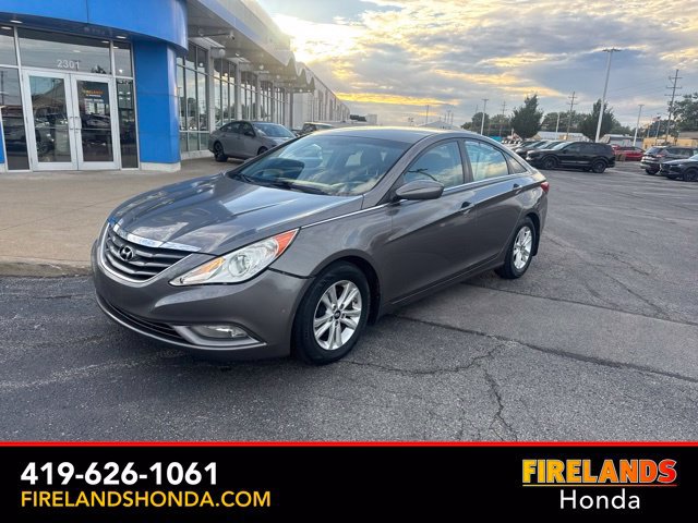 Used 2013 Hyundai Sonata GLS w/ Popular Equipment Pkg FWD image 2