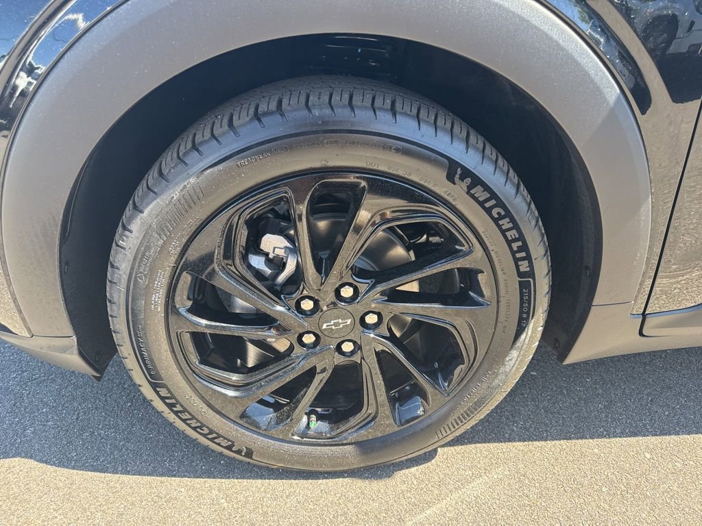 New 2027 Chevrolet Bolt RS FWD image 30