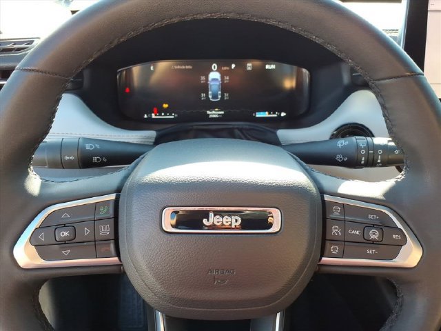 Used 2024 Jeep Compass Limited w/ Elite Group AWD/4WD image 17