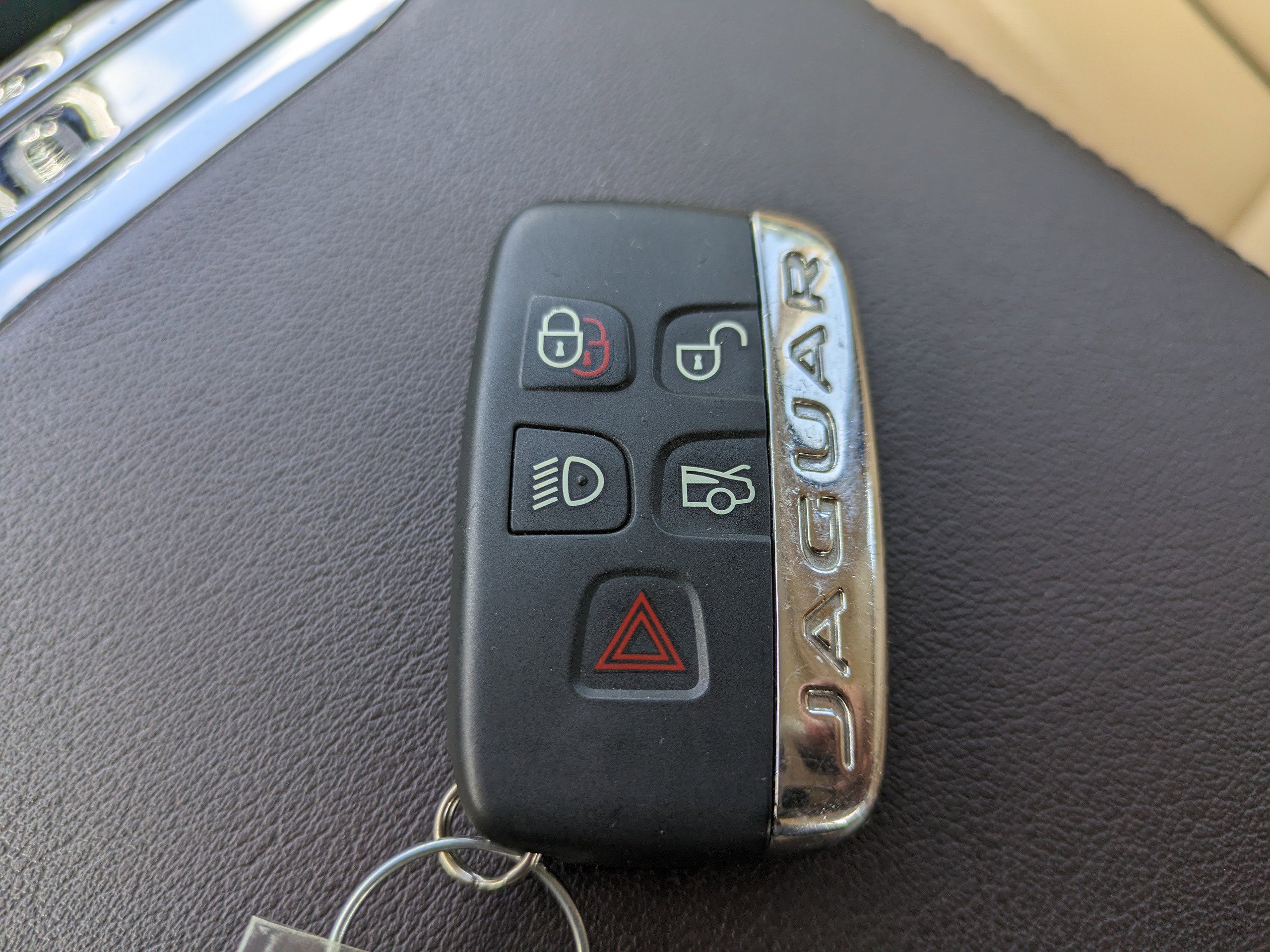 Used 2017 Jaguar XJ R-Sport image 38