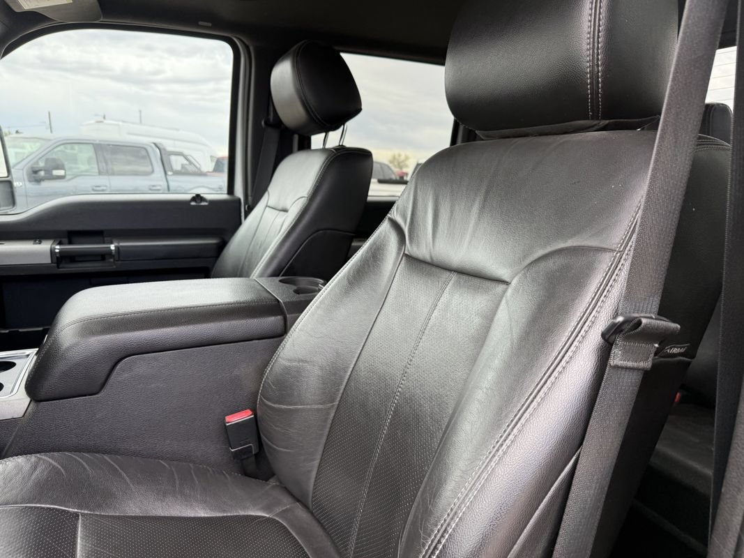 Used 2014 Ford F350 Lariat w/ Lariat Chrome Package AWD/4WD image 30