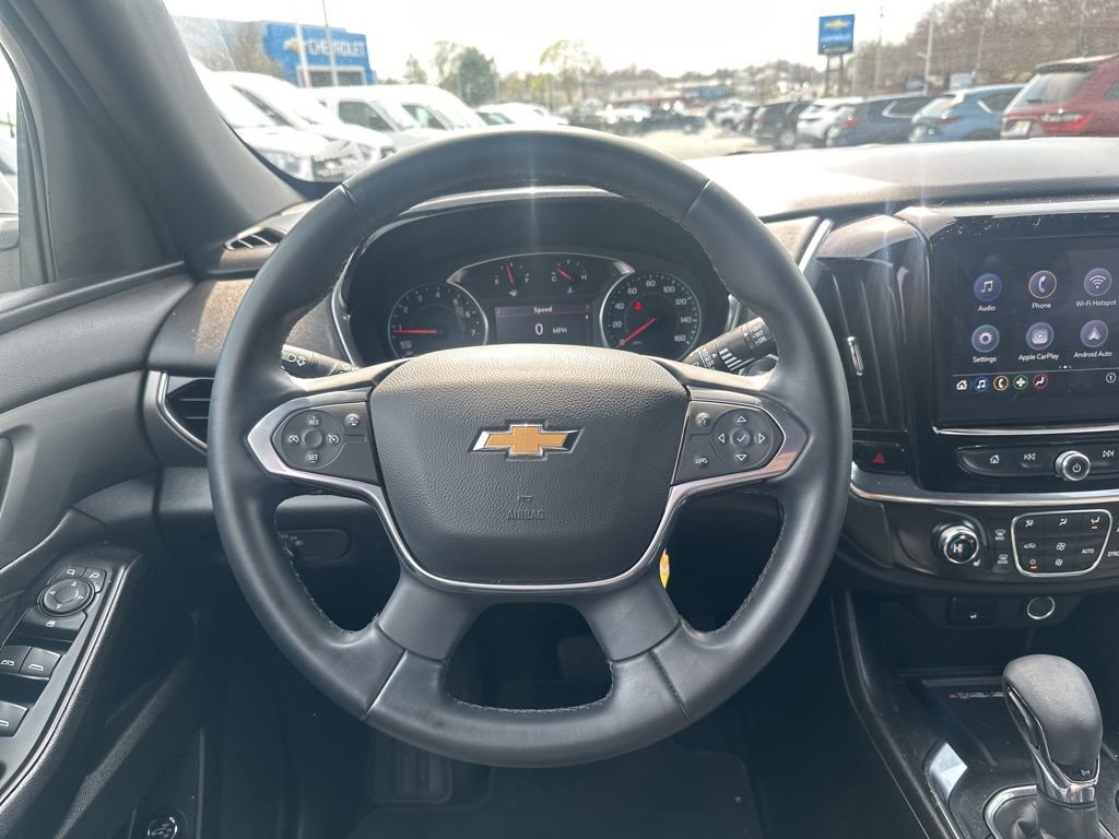 Used 2023 Chevrolet Traverse LT AWD/4WD image 8