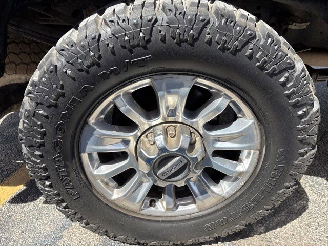 Used 2020 Ford F350 Limited AWD/4WD image 11