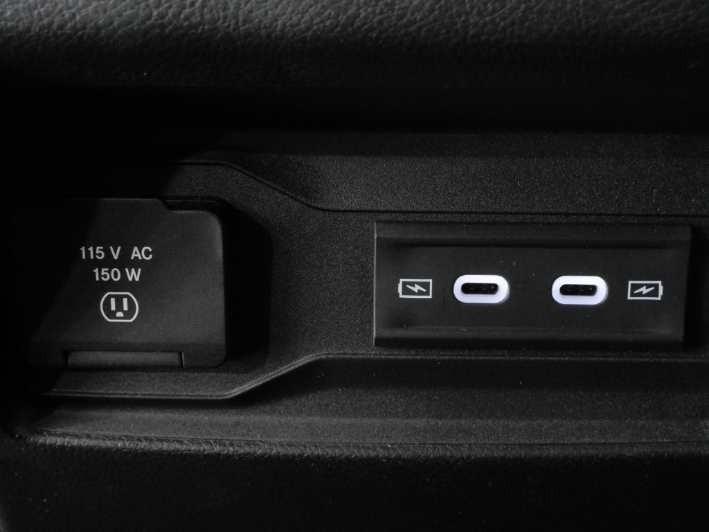 Used 2026 Jeep Grand Cherokee Altitude AWD/4WD image 24