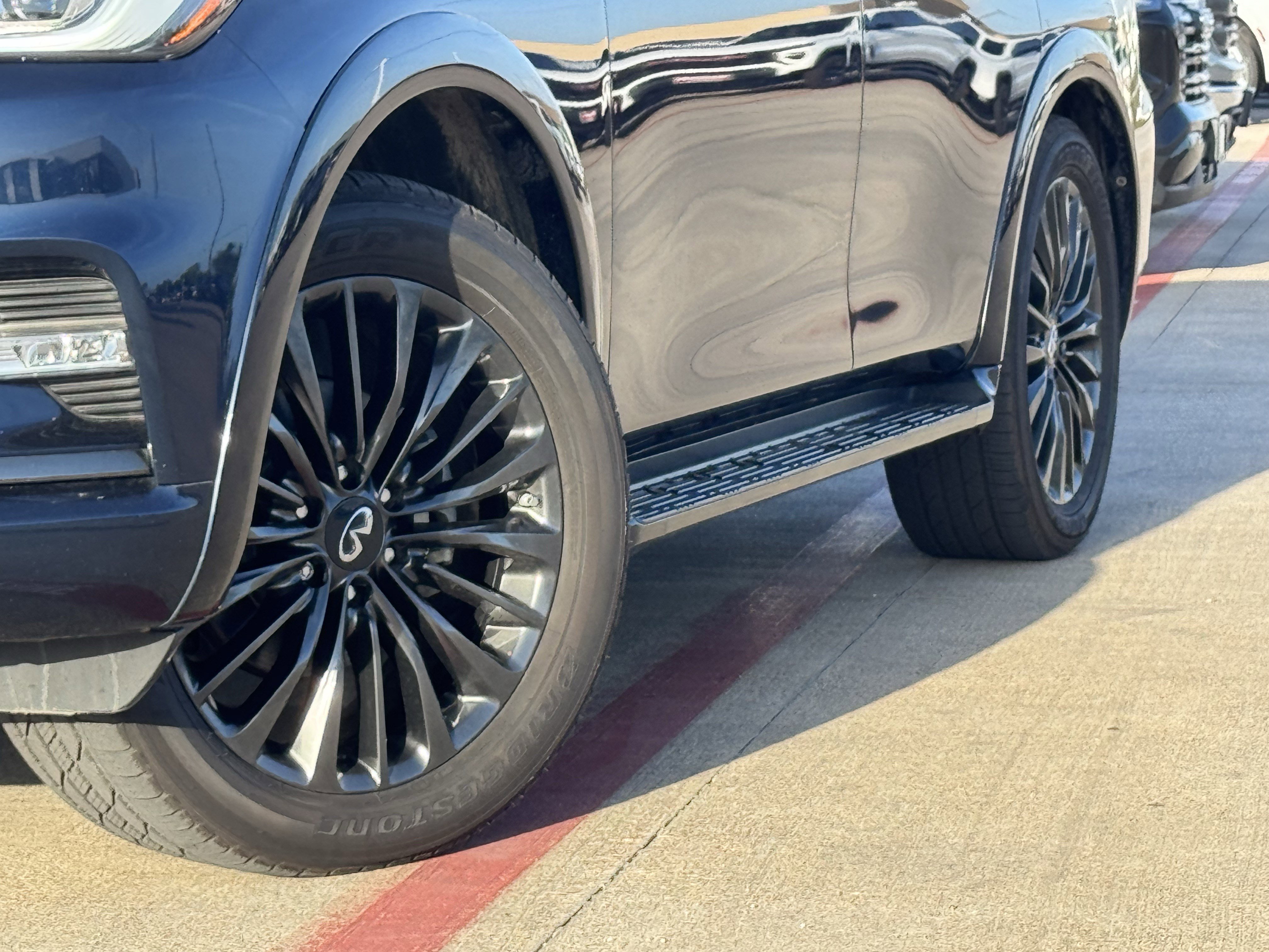 Used 2022 INFINITI QX80 Premium Select w/ Cargo Package AWD/4WD image 12