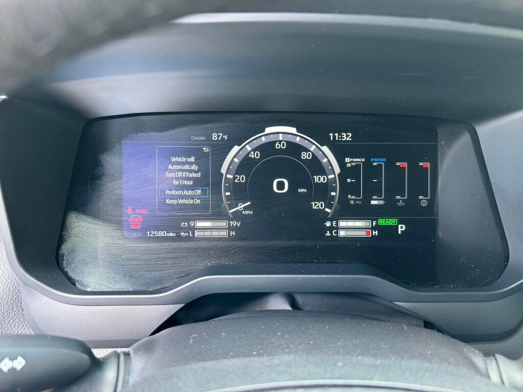 Used 2025 Toyota Sequoia Limited AWD/4WD image 4