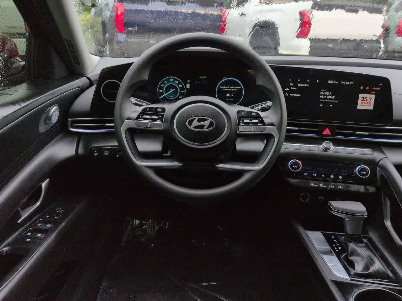 Used 2024 Hyundai Elantra Blue FWD image 15