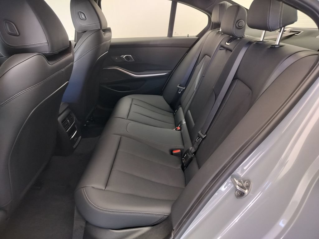 New 2026 BMW 330i Sedan w/ M Sport Package RWD image 20