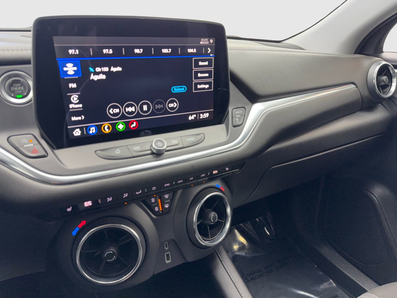 Used 2025 Chevrolet Blazer LT image 24