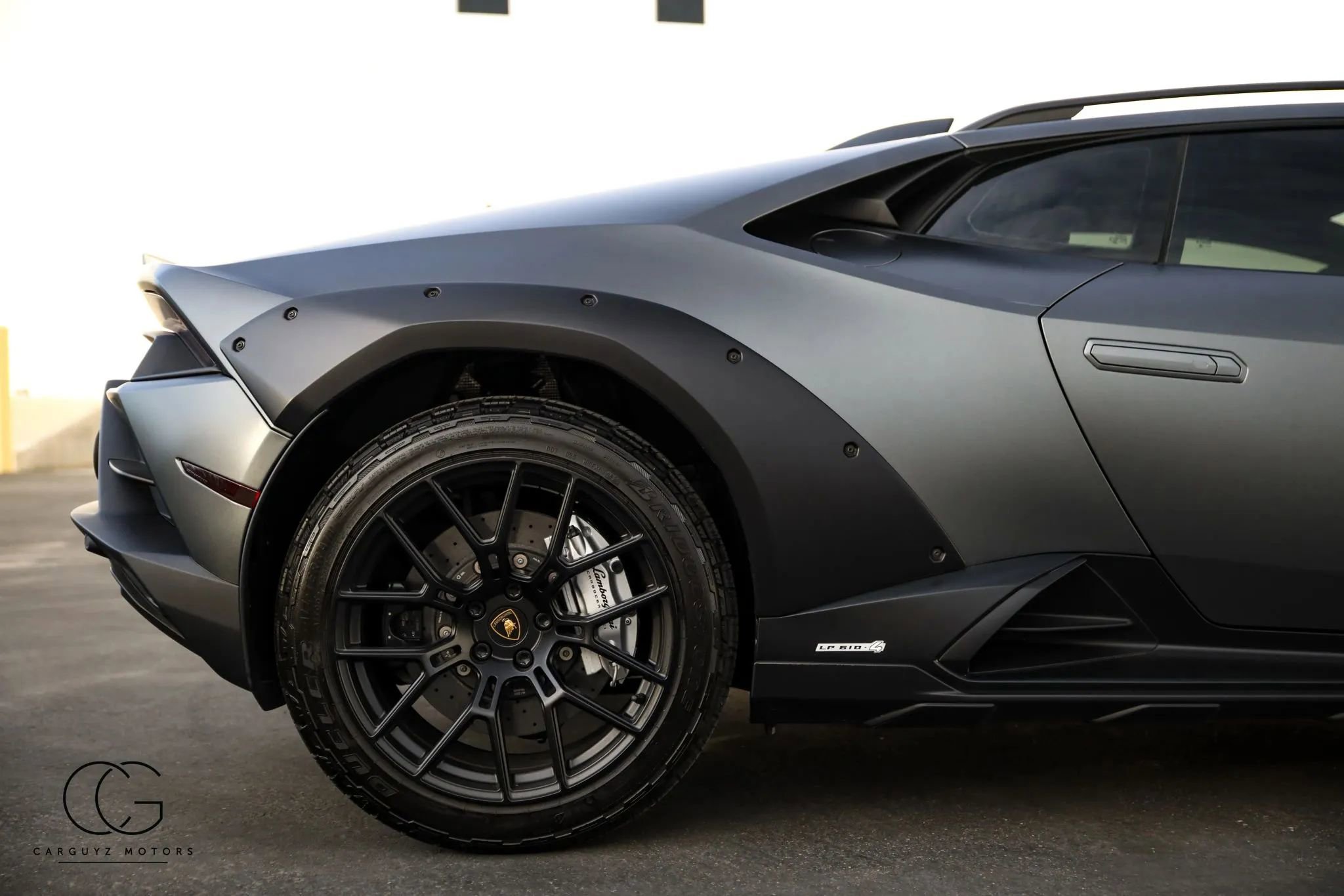 Used 2024 Lamborghini Huracan Sterrato AWD/4WD image 30