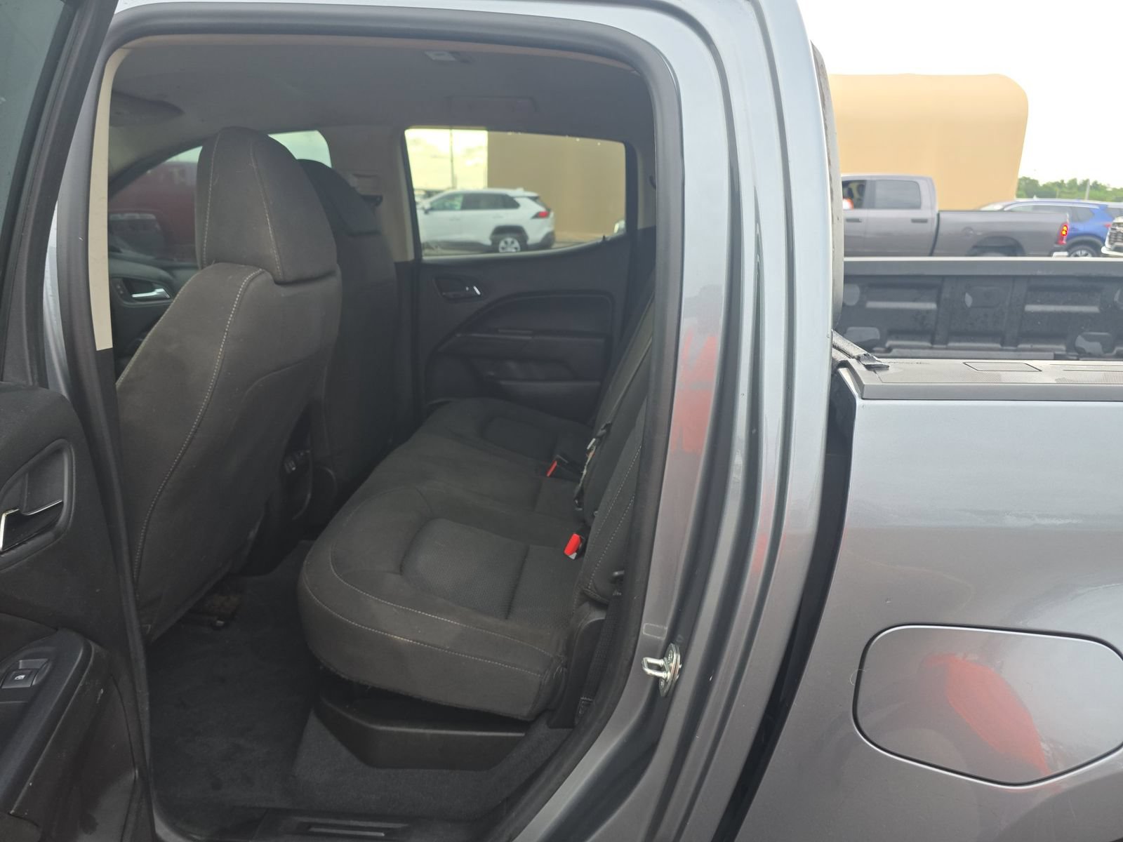 Used 2019 Chevrolet Colorado LT w/ LT Convenience Package RWD image 13