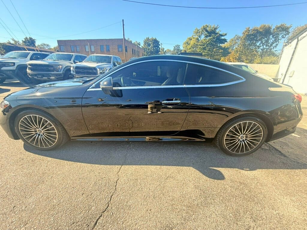 Used 2024 Mercedes-Benz CLE 300 4MATIC Coupe image 2