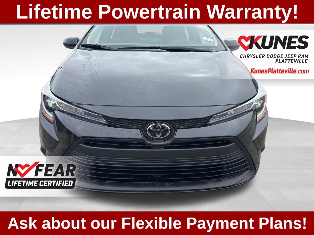Used 2025 Toyota Corolla LE FWD image 10