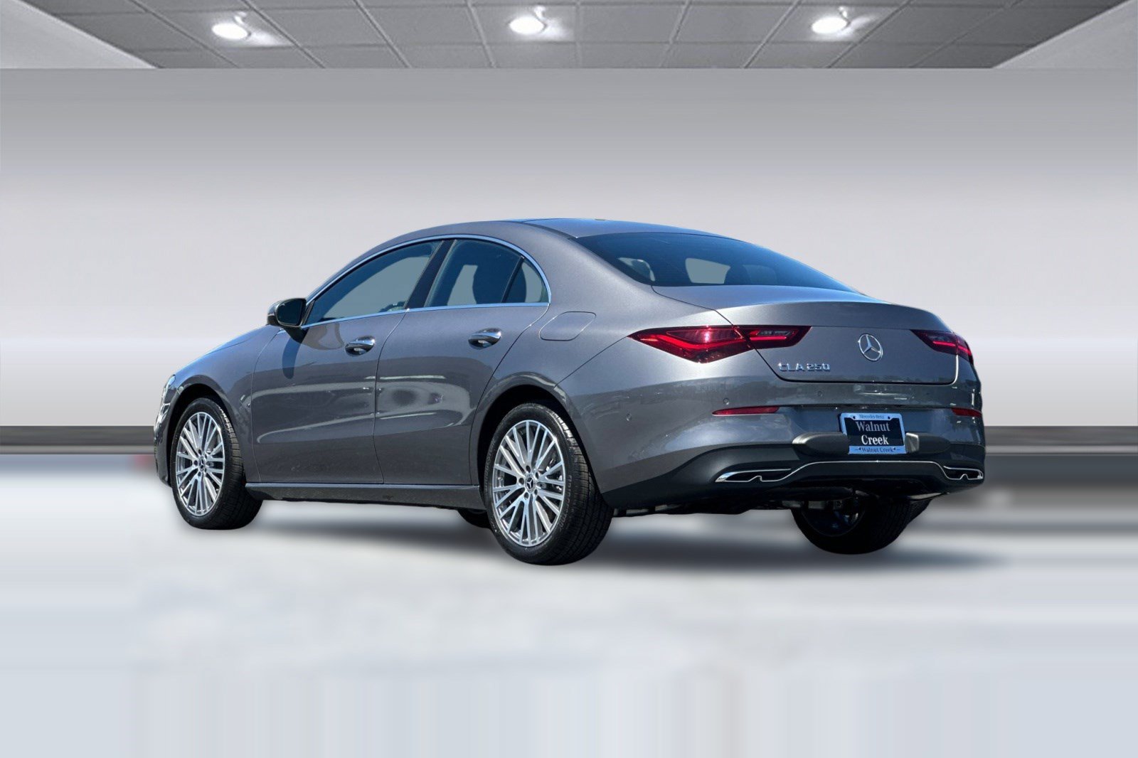 Used 2026 Mercedes-Benz CLA 250 image 3