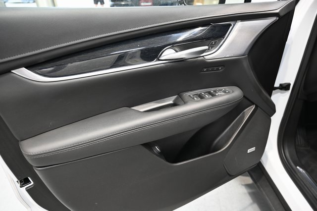 Used 2025 Cadillac XT5 Premium Luxury image 26
