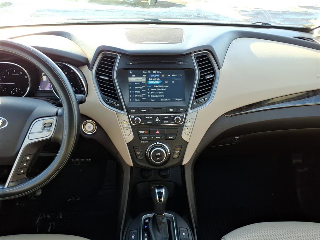 Used 2017 Hyundai Santa Fe Sport w/ 2.4L Tech Package 04 image 9