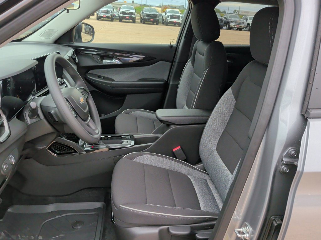 New 2026 Chevrolet TrailBlazer LS w/ LS Convenience Package FWD image 12