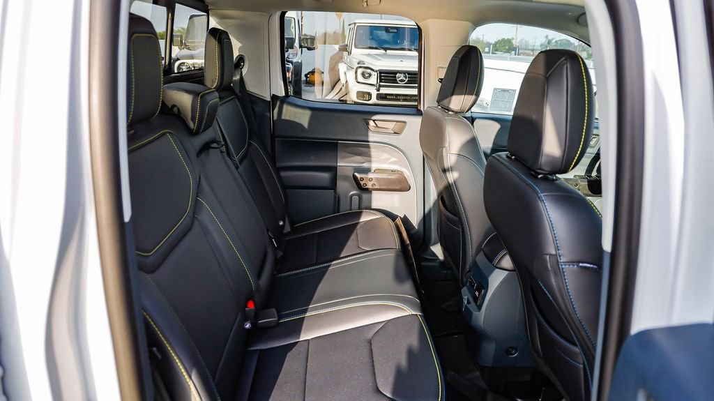 Used 2025 Ford Maverick Lobo image 20