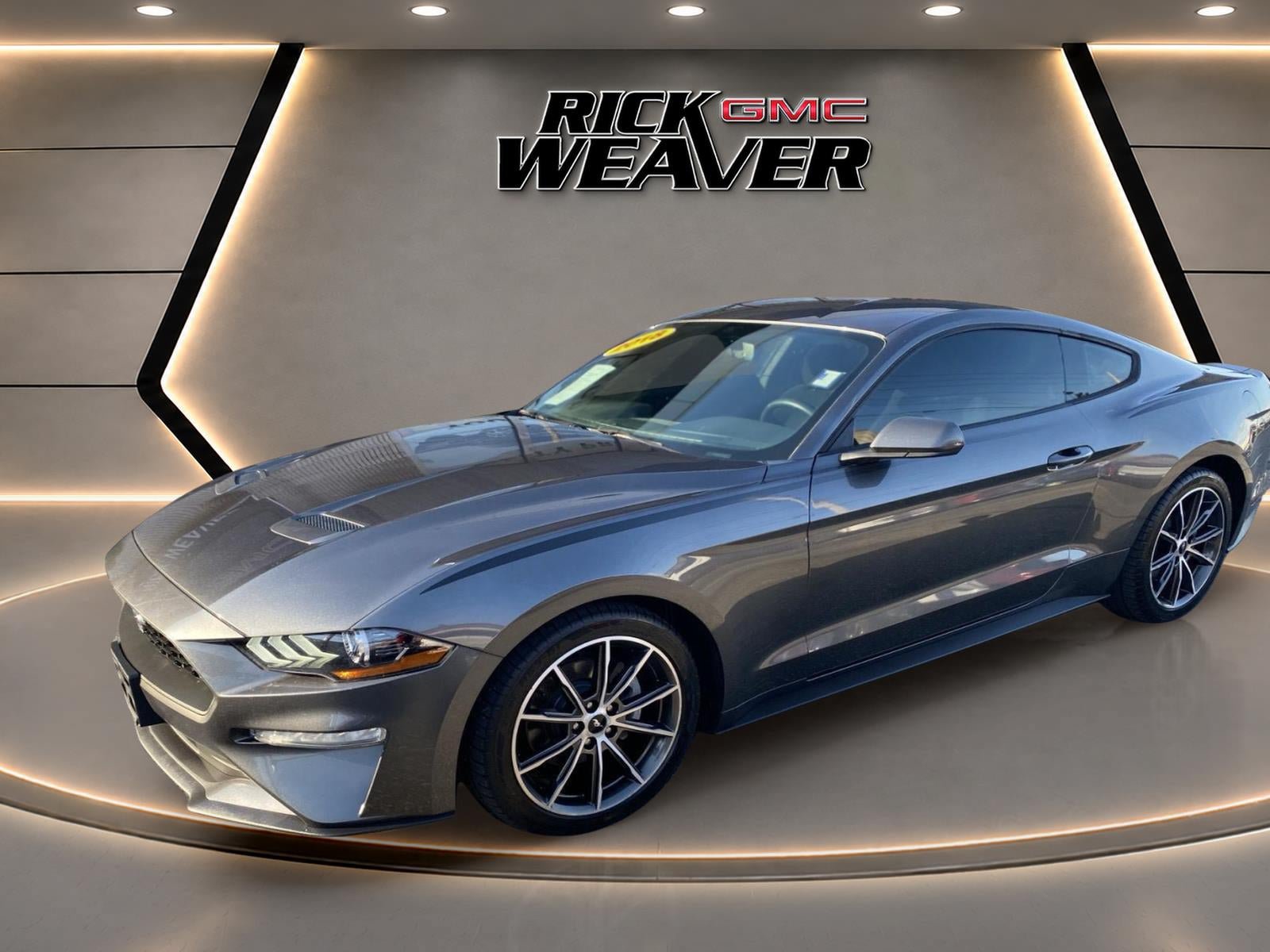 Used 2018 Ford Mustang Coupe w/ Wheel & Stripe Package RWD image 3