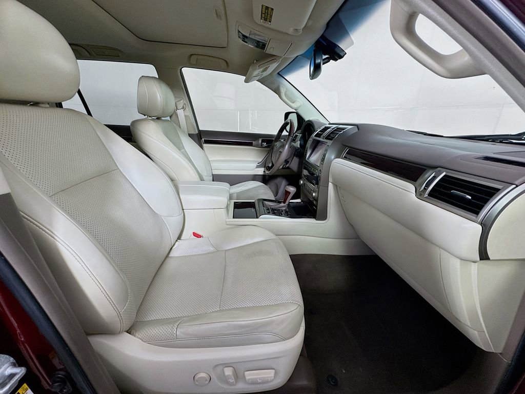 Used 2014 Lexus GX 460 Luxury image 37