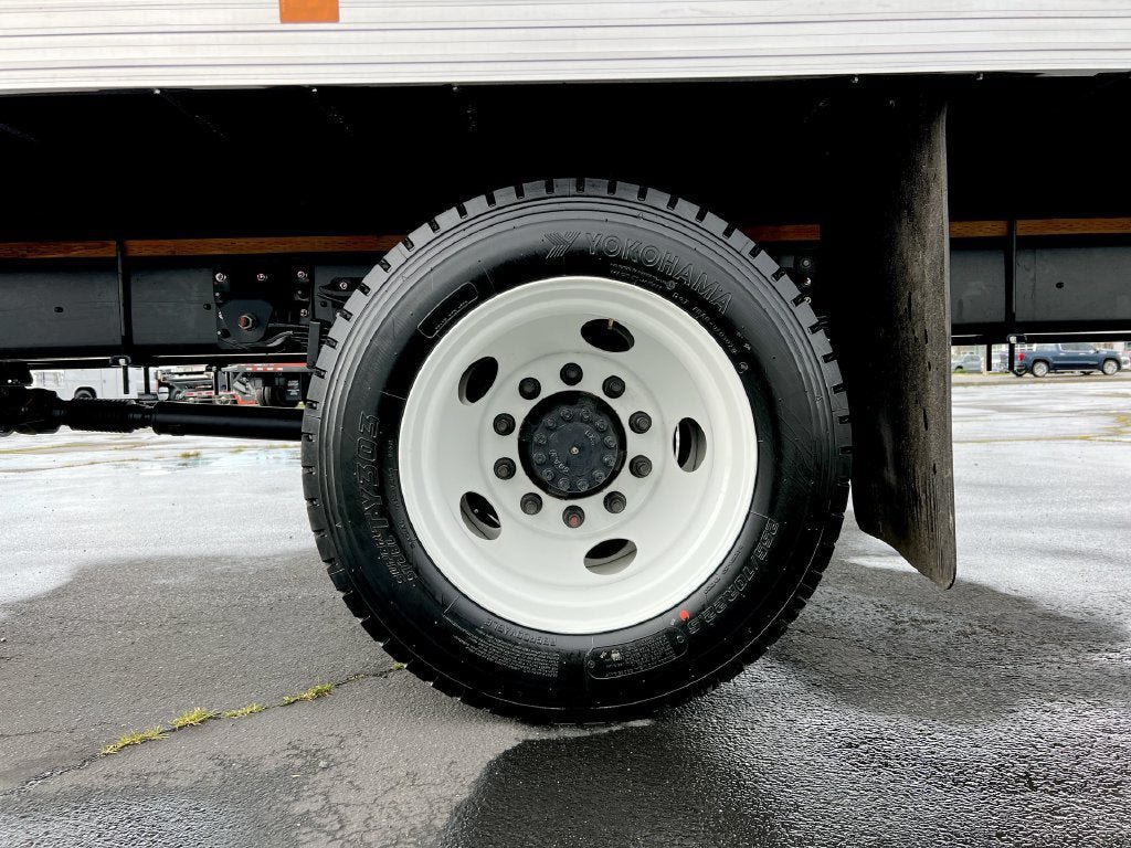 New 2024 Chevrolet Low Cab Forward 6500XD RWD image 25