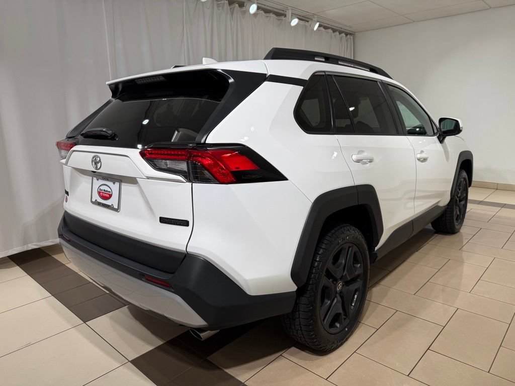 Certified 2024 Toyota RAV4 Adventure AWD/4WD image 5