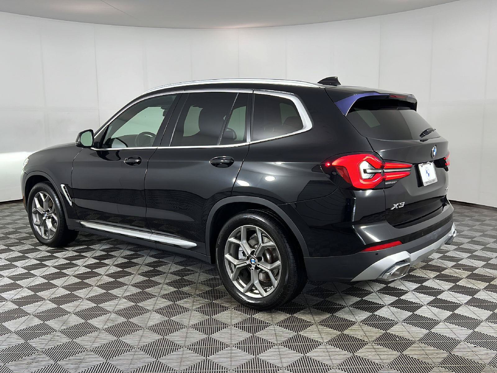 Used 2022 BMW X3 xDrive30i w/ Premium Package 2 AWD/4WD image 9