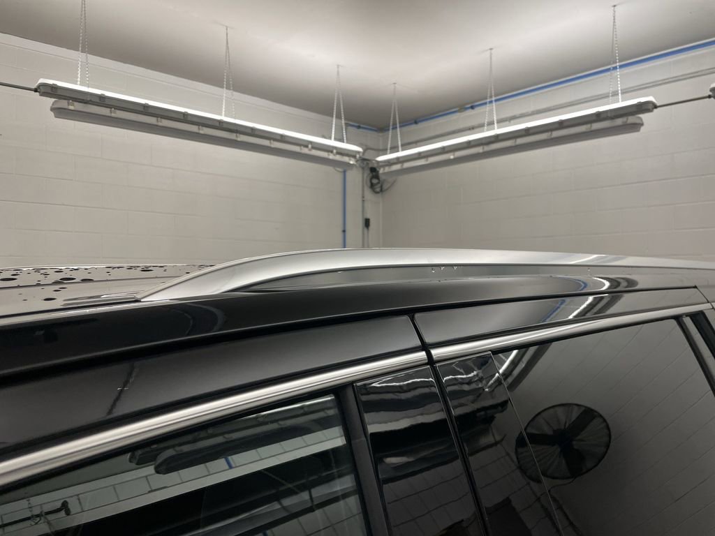 Used 2023 GMC Yukon XL SLT image 30