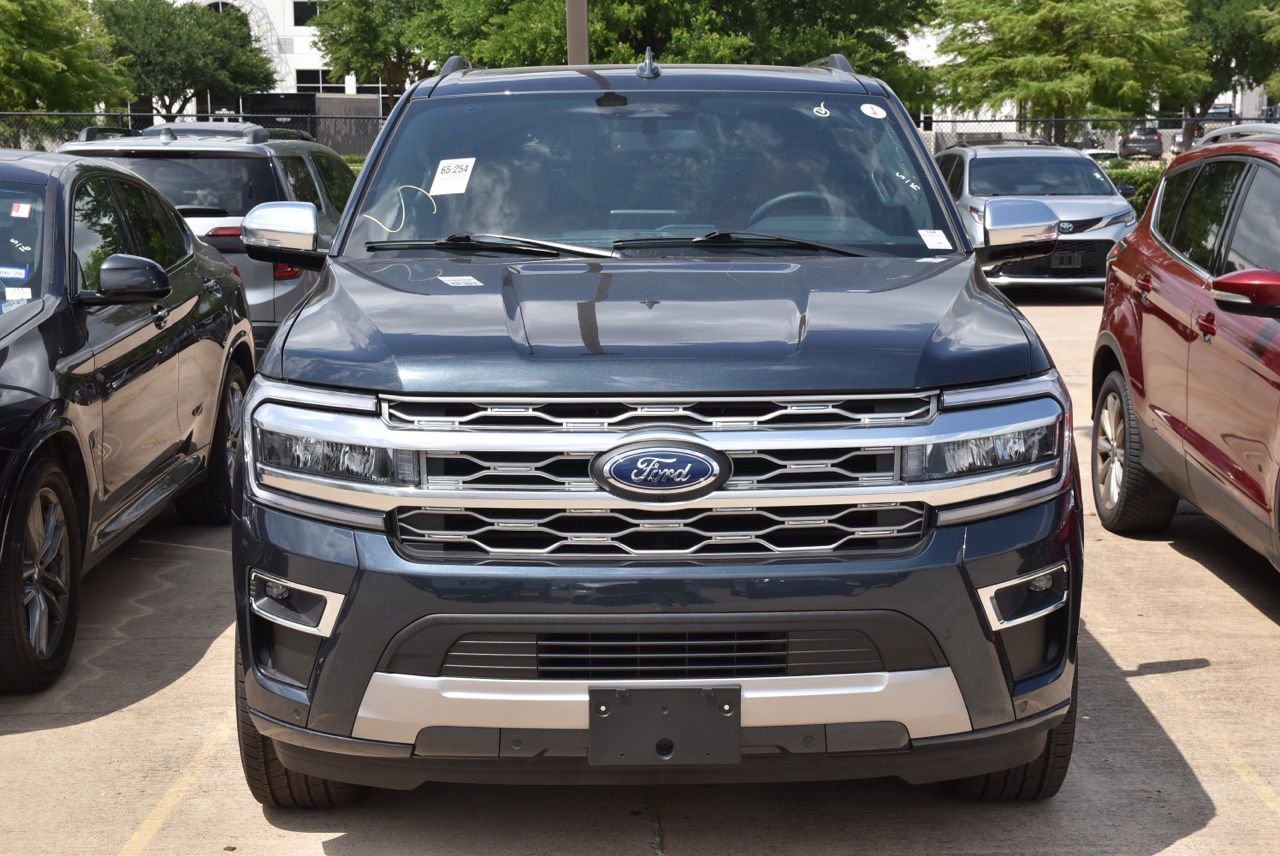 Certified 2024 Ford Expedition Max Platinum AWD/4WD image 3