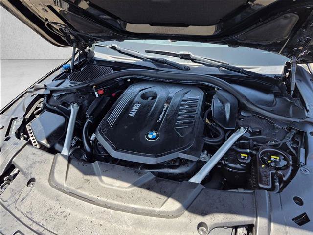 Used 2019 BMW 740i w/ M Sport Package RWD image 24