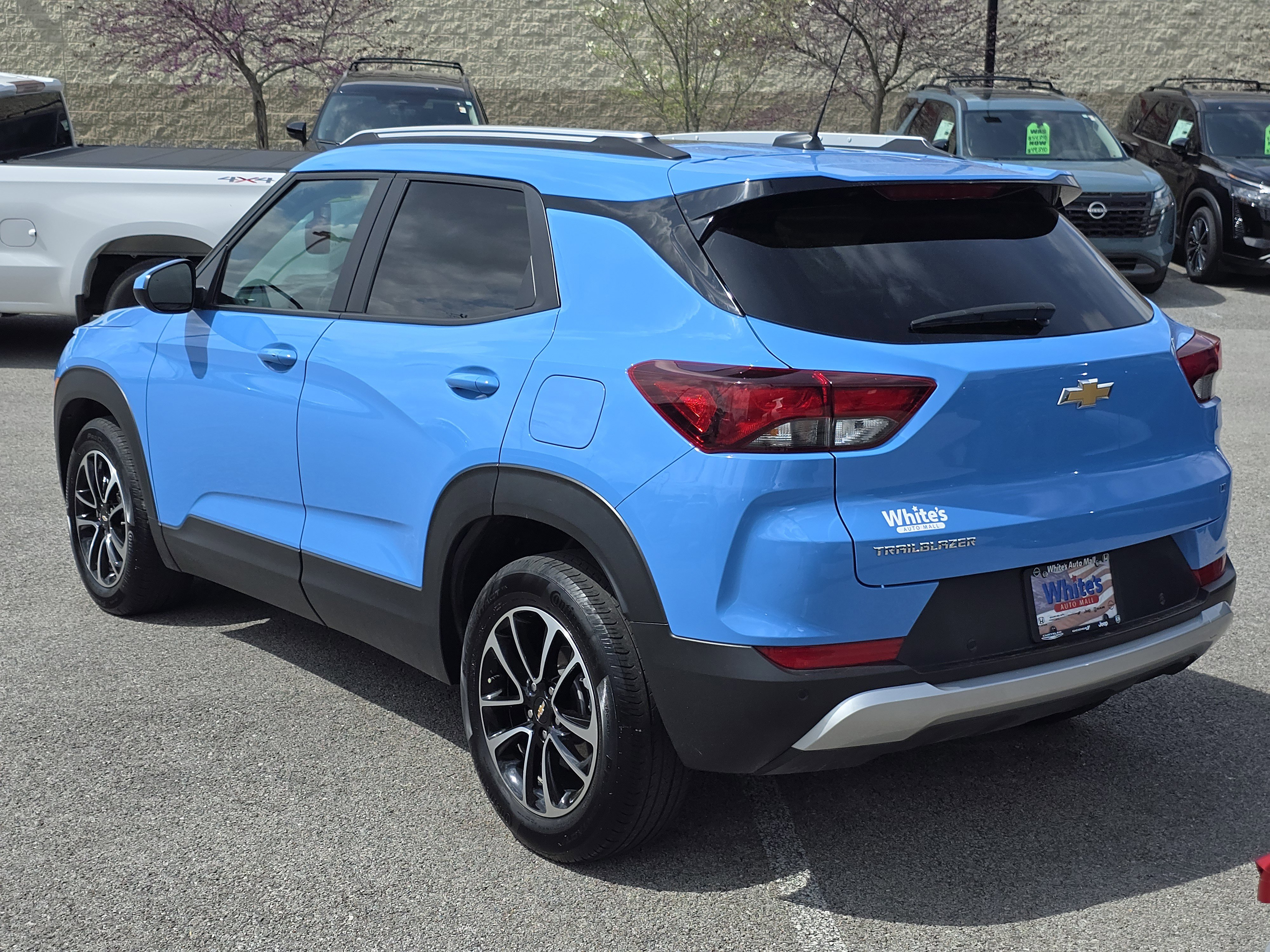 Used 2024 Chevrolet TrailBlazer LT w/ Convenience Package image 6