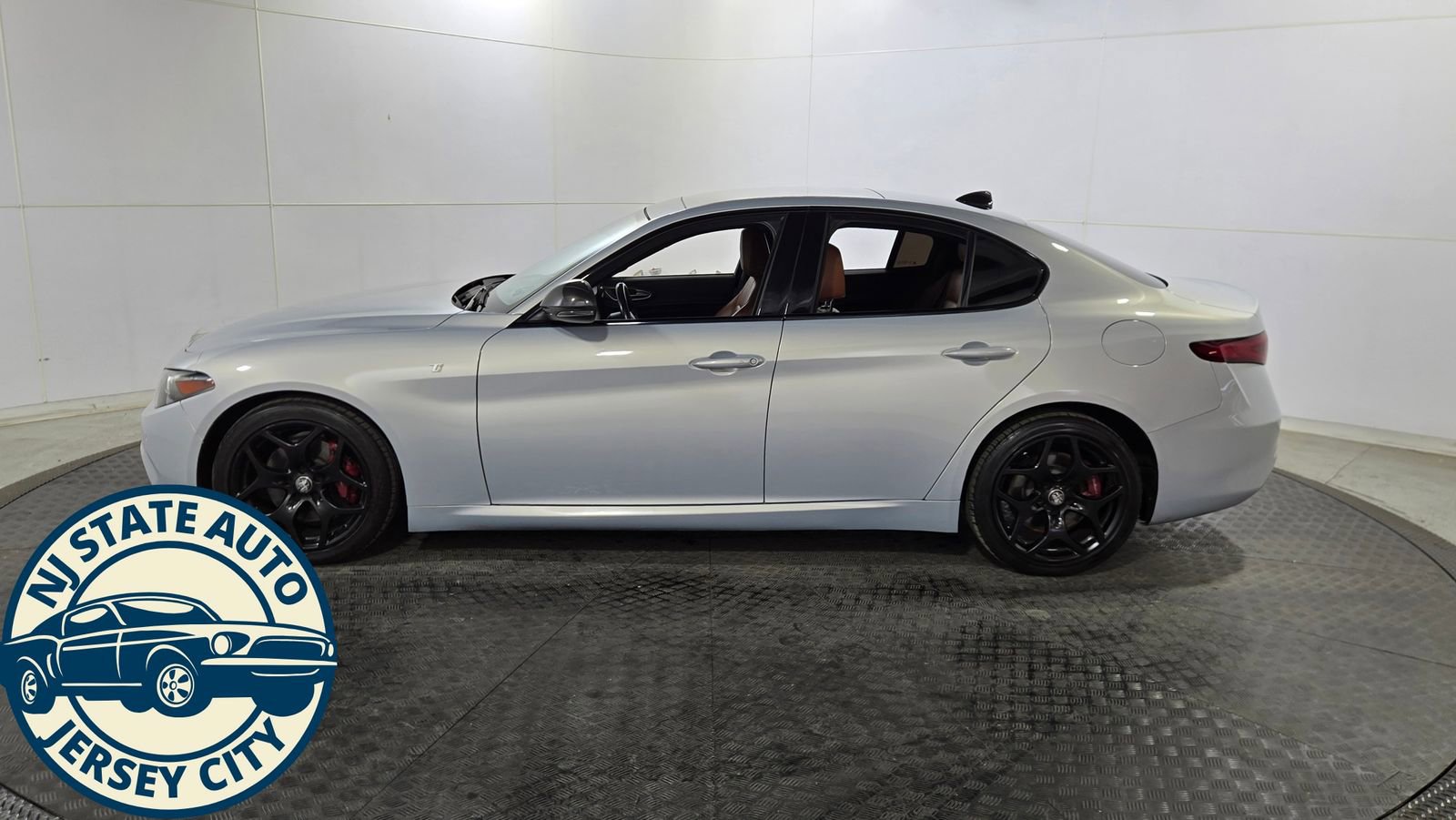 Used 2023 Alfa Romeo Giulia Ti w/ Active Assist Plus Package image 4