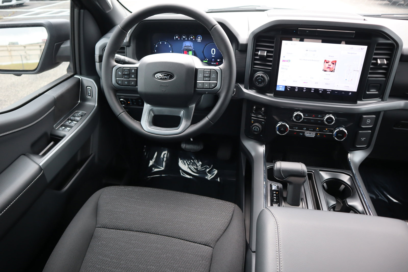 New 2025 Ford F150 XLT w/ Equipment Group 302A MID image 35