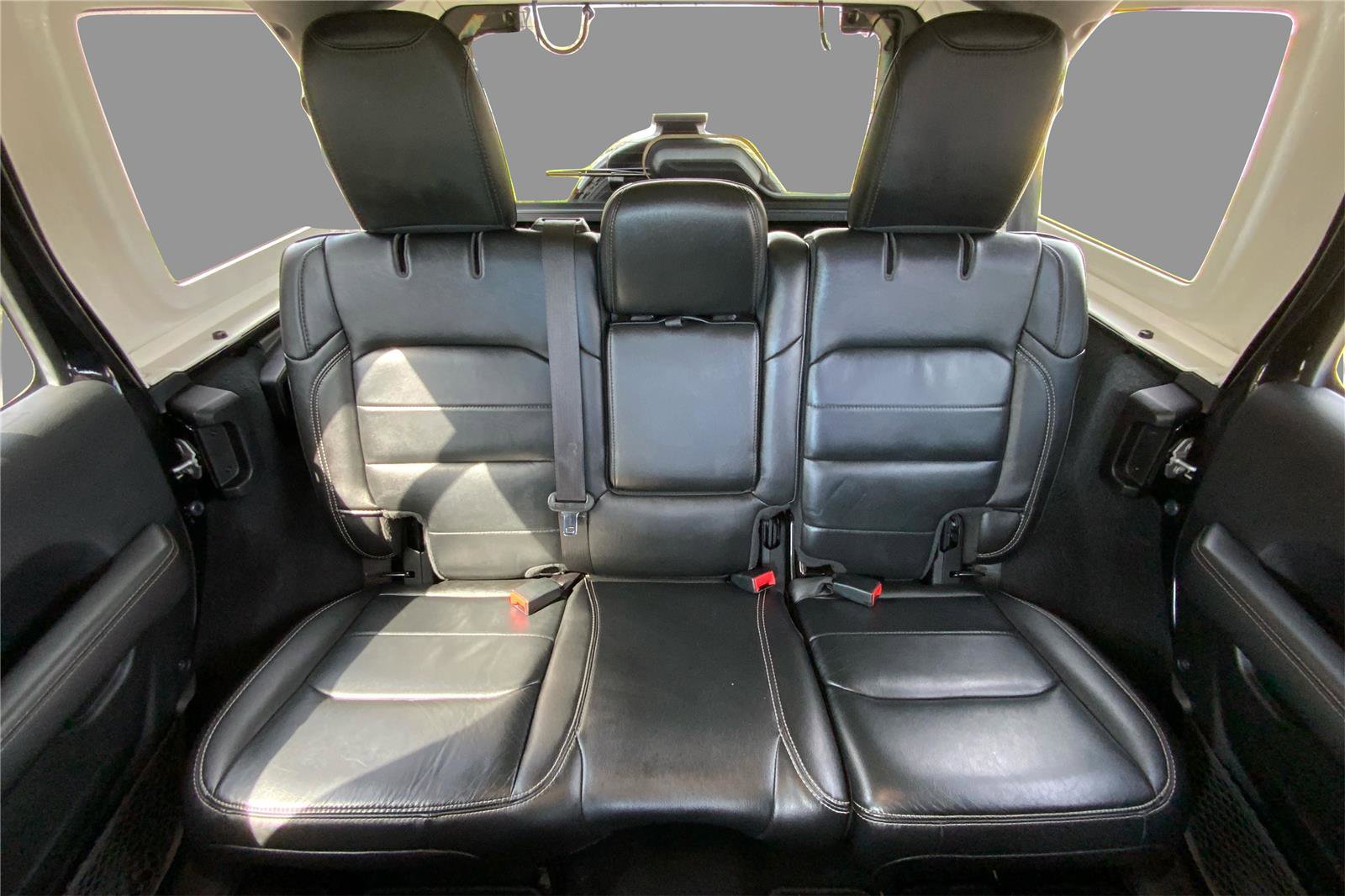 Used 2019 Jeep Wrangler Unlimited Sahara w/ Dual Top Group image 14