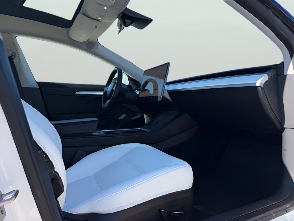 Used 2023 Tesla Model 3 Standard Range RWD image 25