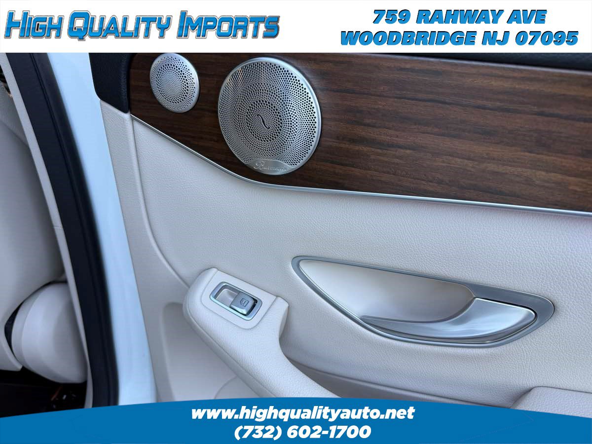 Used 2021 Mercedes-Benz GLC 300 4MATIC w/ Multimedia Package image 52