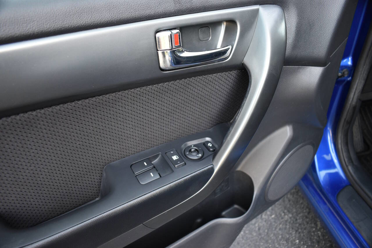 Used 2013 Kia Forte Koup EX FWD image 15
