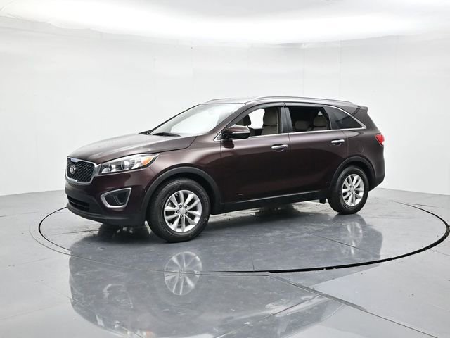 Used 2016 Kia Sorento LX w/ LX Convenience Package image 5