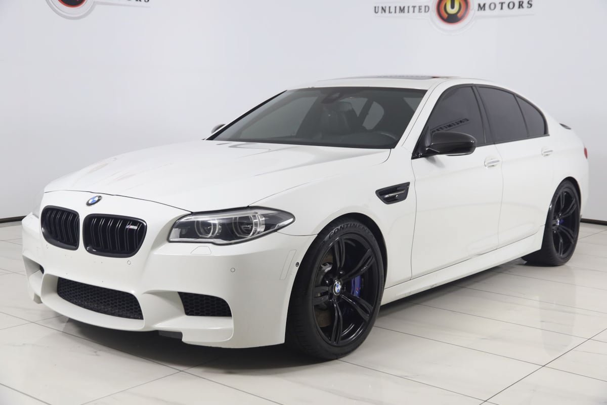 Used 2015 BMW M5 RWD image 5