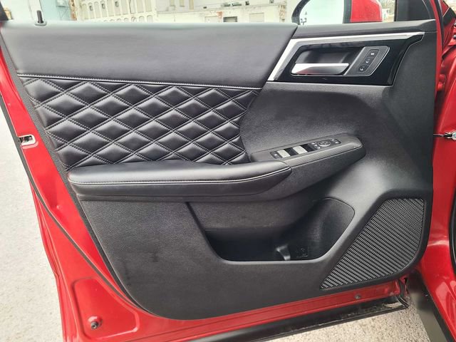 Used 2022 Mitsubishi Outlander SEL image 15