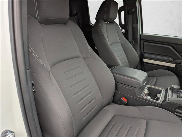 Used 2024 Toyota Tacoma TRD Off-Road image 28