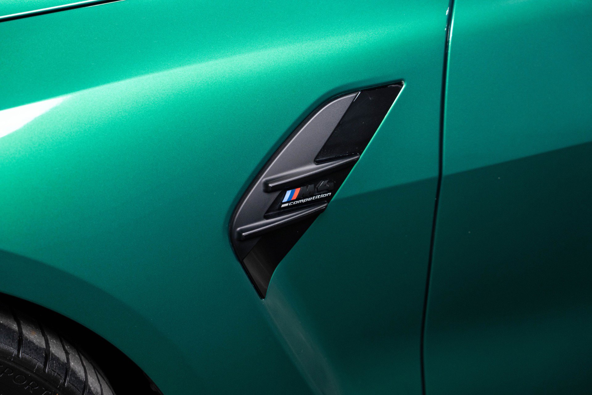 Used 2025 BMW M4 xDrive Competition image 33