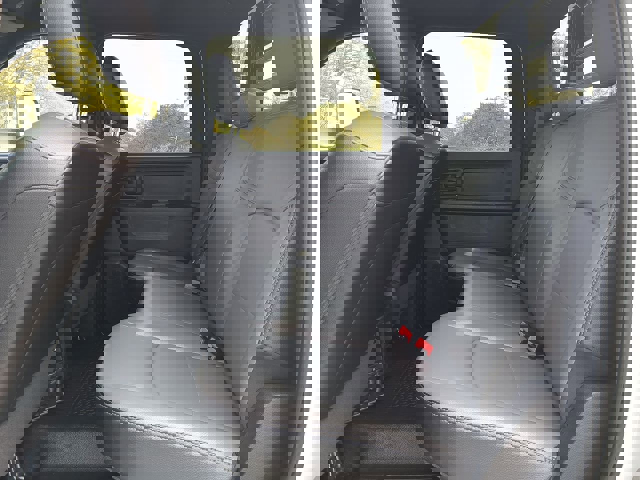 Used 2022 RAM 5500 Tradesman w/ Chrome Appearance Group image 12