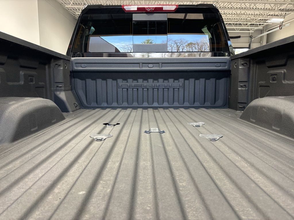 Used 2024 GMC Sierra 2500 Denali w/ Denali Reserve Package image 16