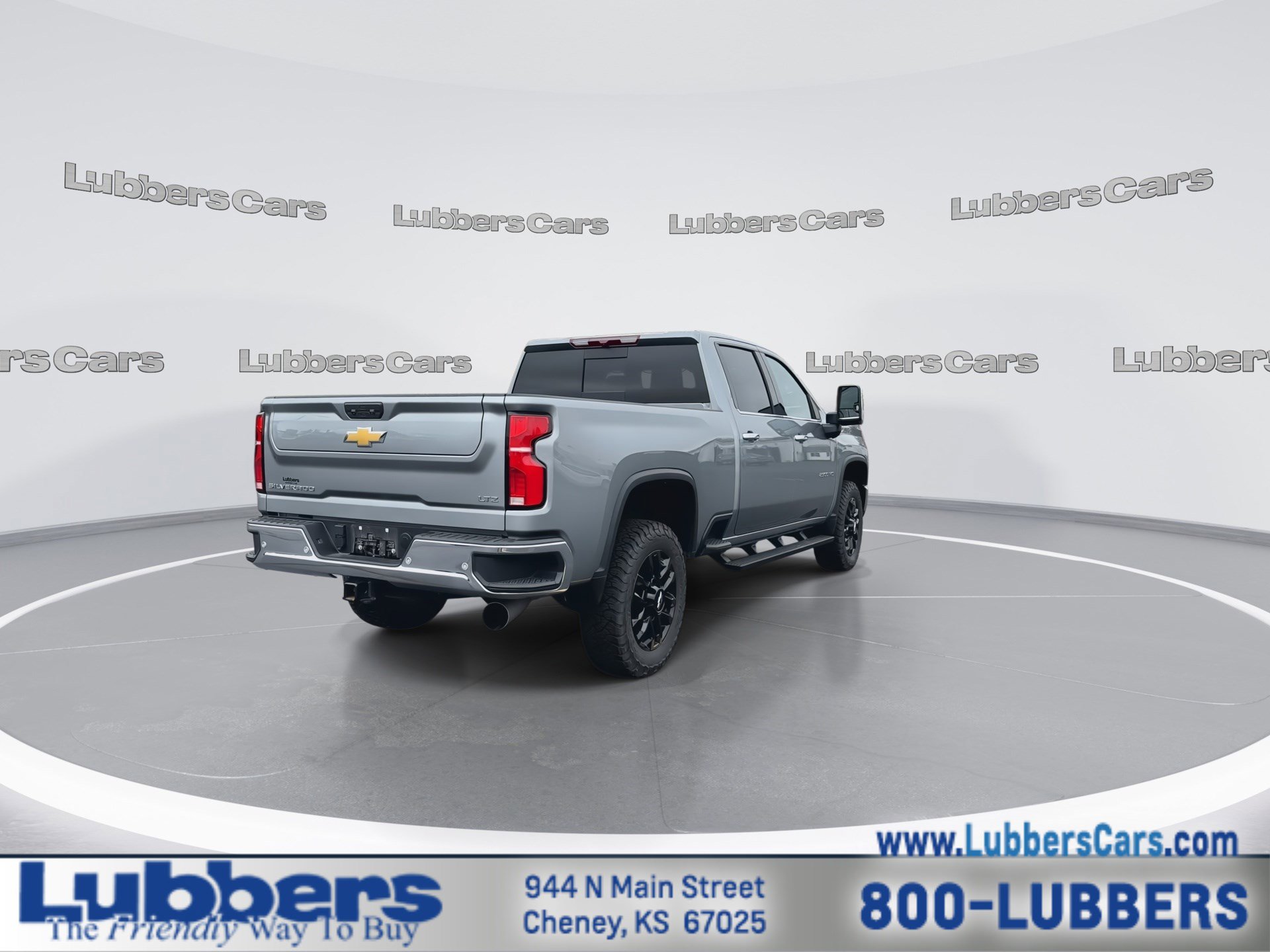 Used 2025 Chevrolet Silverado 2500 LTZ w/ LTZ Convenience Package image 8