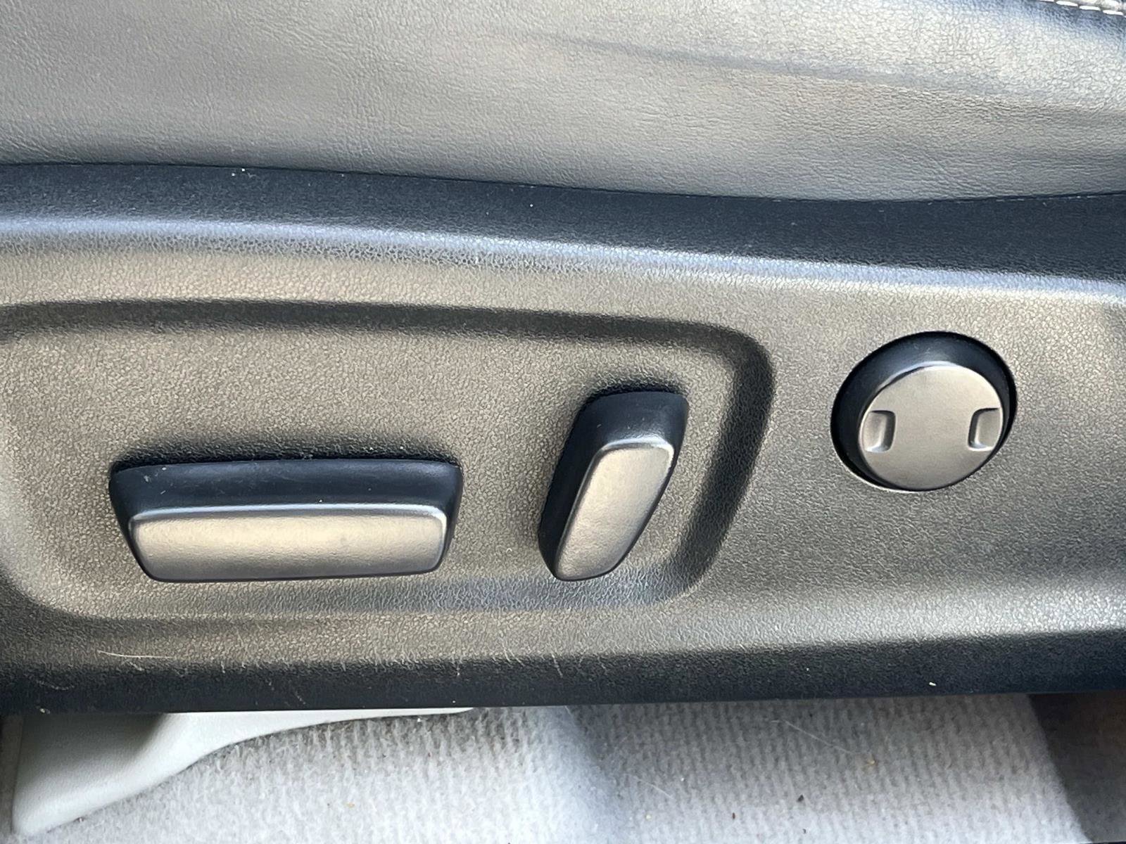 Used 2016 Lexus RX 350 FWD w/ Premium Package image 21