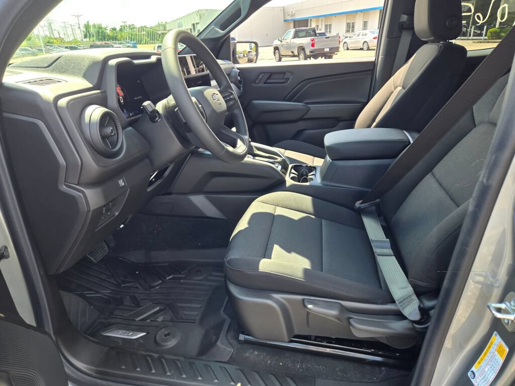New 2026 Chevrolet Colorado Trail Boss AWD/4WD image 16