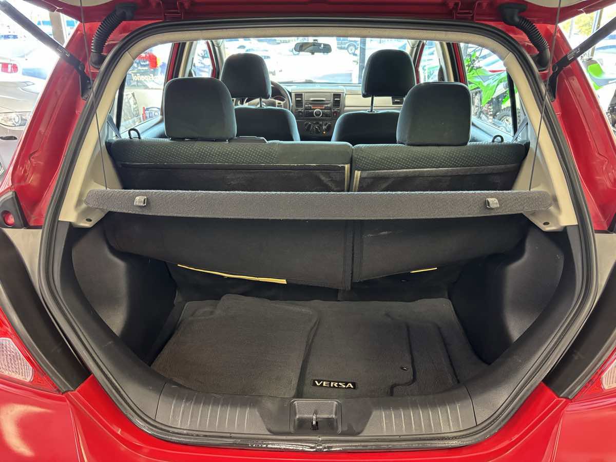 Used 2011 Nissan Versa 1.8 S w/ PWR Plus Pkg image 18