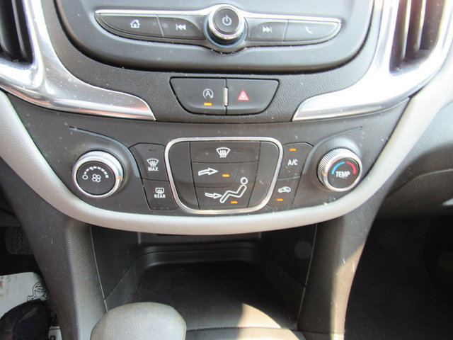 Used 2022 Chevrolet Equinox LS w/ LS Convenience Package FWD image 31